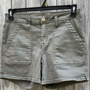 Utility by Seven7 Women's Green Shorts Stretch Cotton Size 4